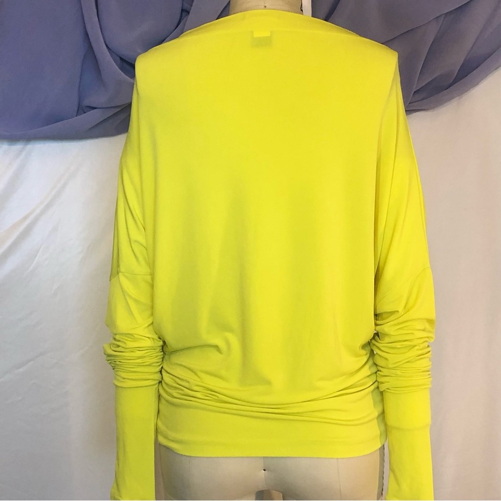 ❄️Sale❄️ Moda International Neon Yellow boat neck batwing long sleeve top xsmall - Picture 5 of 5